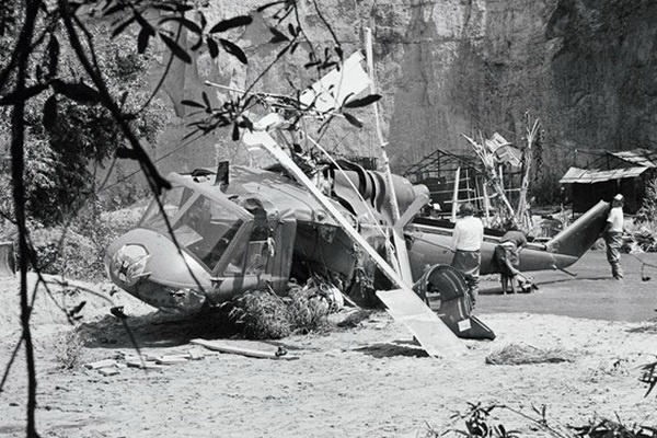 Video ghi lai tai nan chet nguoi tren phim truong 'The Twilight Zone' hinh anh