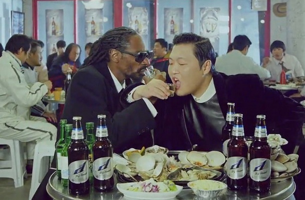 'Hangover' cua Psy giam nhiet khong phanh sau hon 2 tuan hinh anh