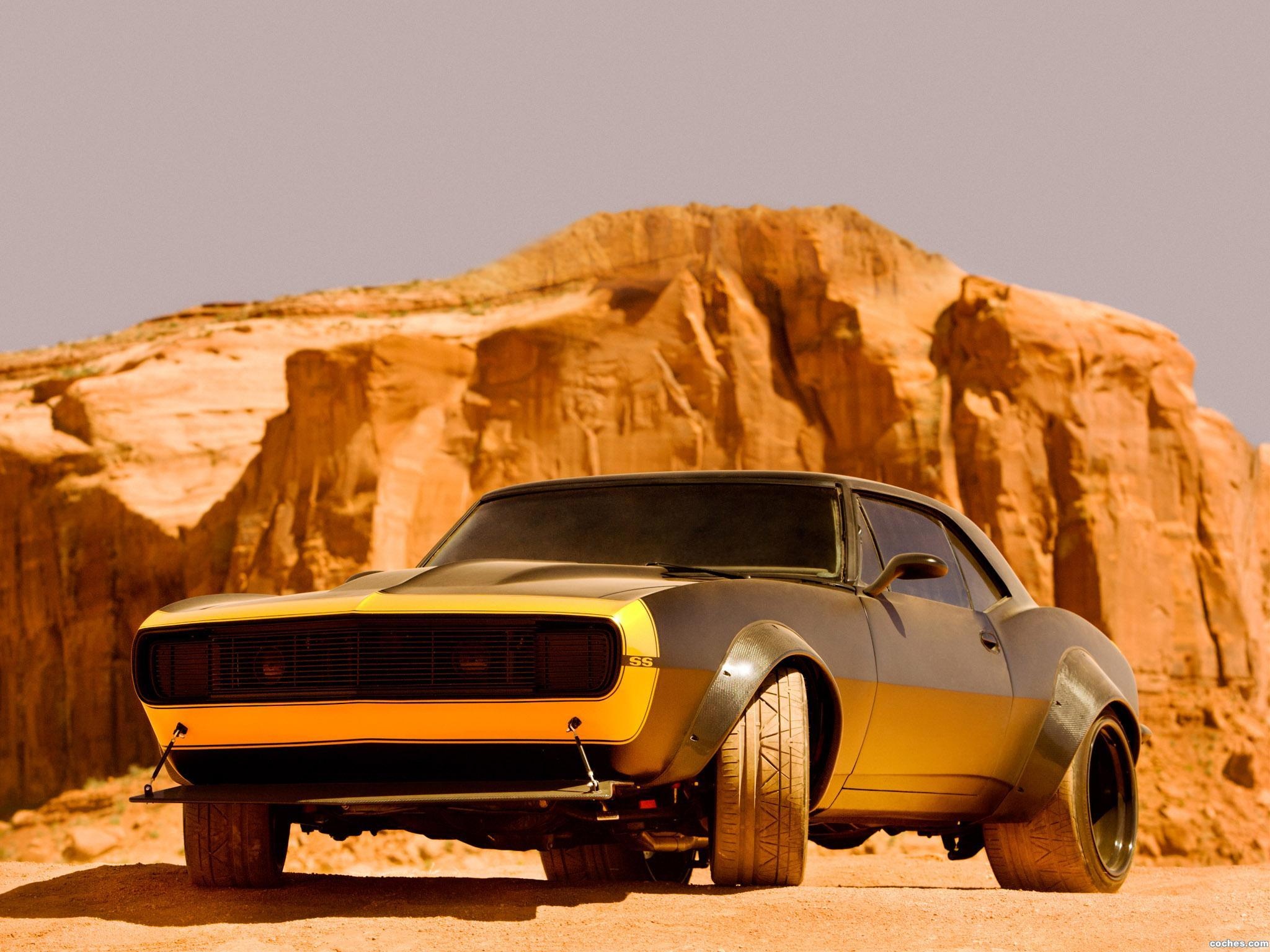 Một chiếc Camaro Z/28 1967 ngoài đời thực.