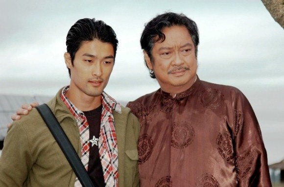 Johnny Trí Nguyễn là cháu, gọi Chánh Tín là chú ruột.
