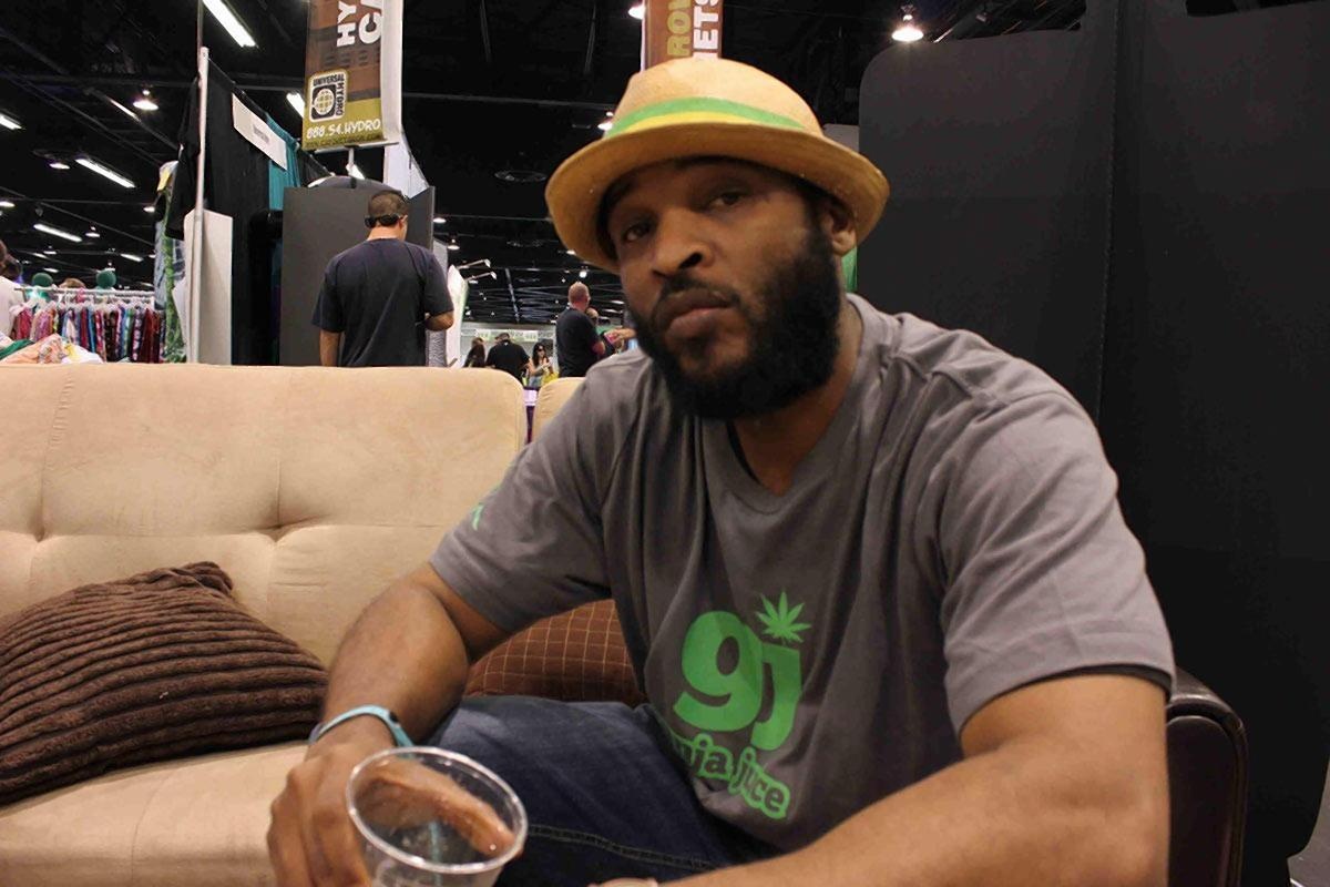 Rapper Andre Johnson là người nổi tiếng thích sử dụng chất kích thích.