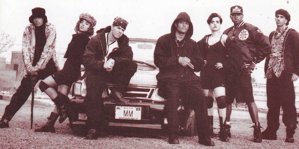 Tuy là một trong những thành viên thuở ban đầu của NKOTB, Mark Wahlberg đột ngột chuyển hướng khi tự mình thành lập một ban nhạc riêng mang tên Marky Mark and the Funky Bunch. Ca khúc Good Vibrations từng là một bản hit trên nhiều bảng xếp hạng âm nhạc. Tuy từng gặt hái được những thành công nhất định trong lĩnh vực âm nhạc, Mark Wahlberg chưa bao giờ có ý định tái hợp nhóm nhạc Funky Bunch nói trên.