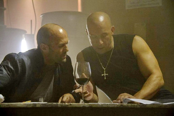 Nhung dieu it biet ve bom tan ‘Fast & Furious 7’ hinh anh