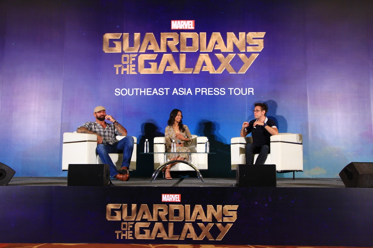 1.	Ngày 10/7, ba thành viên của đoàn làm phim Guardians of the Galaxy gồm Zoe Saldana, Dave Bautista và đạo diễn James Gunn có chuyến ghé thăm đất nước Singapore để quảng bá cho tác phẩm bom tấn sắp sửa ra mắt khán giả toàn cầu trong cuối tháng này của Marvel Studios.