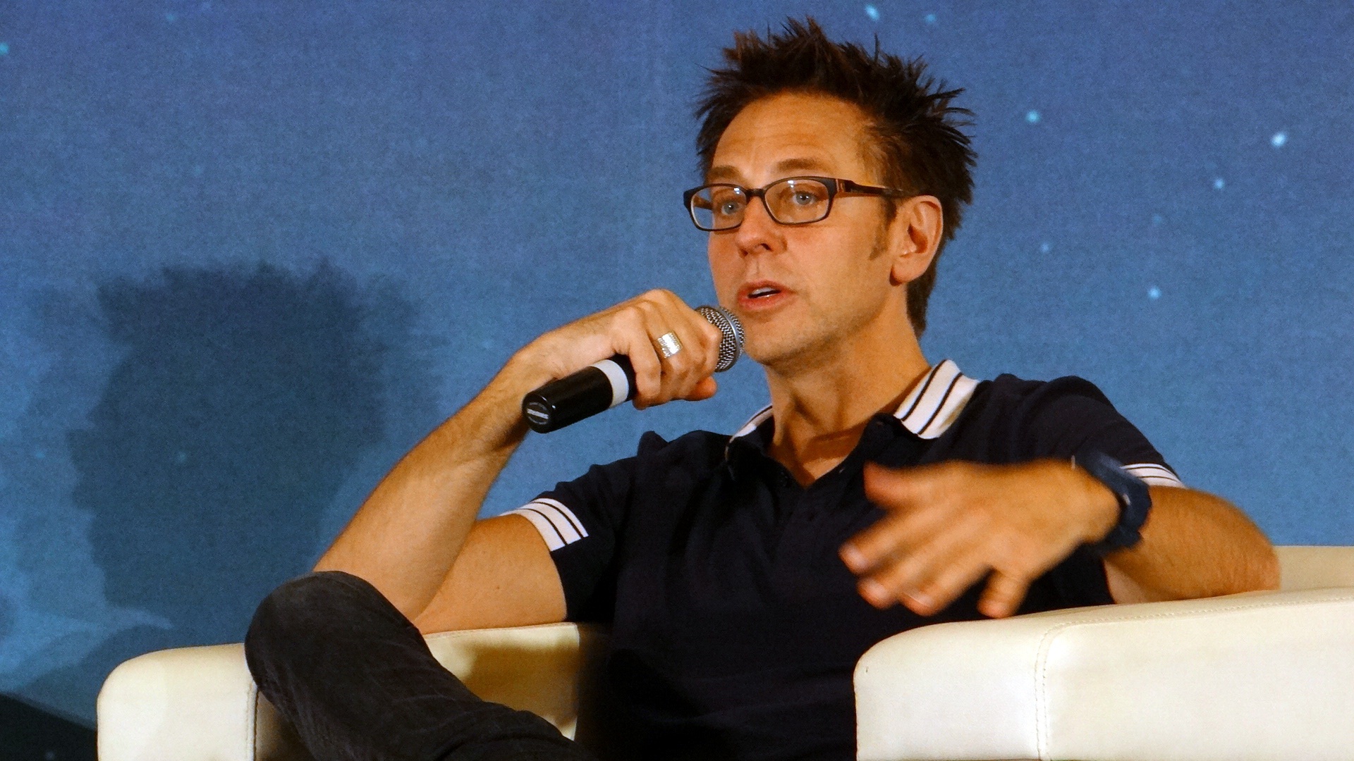 8.	James Gunn thừa nhận Guardians of the Galaxy là bộ phim mạo hiểm nhất mà Marvel Studios từng đầu tư và thực hiện khi có dàn nhân vật không mấy quen thuộc với khán giả đại chúng.