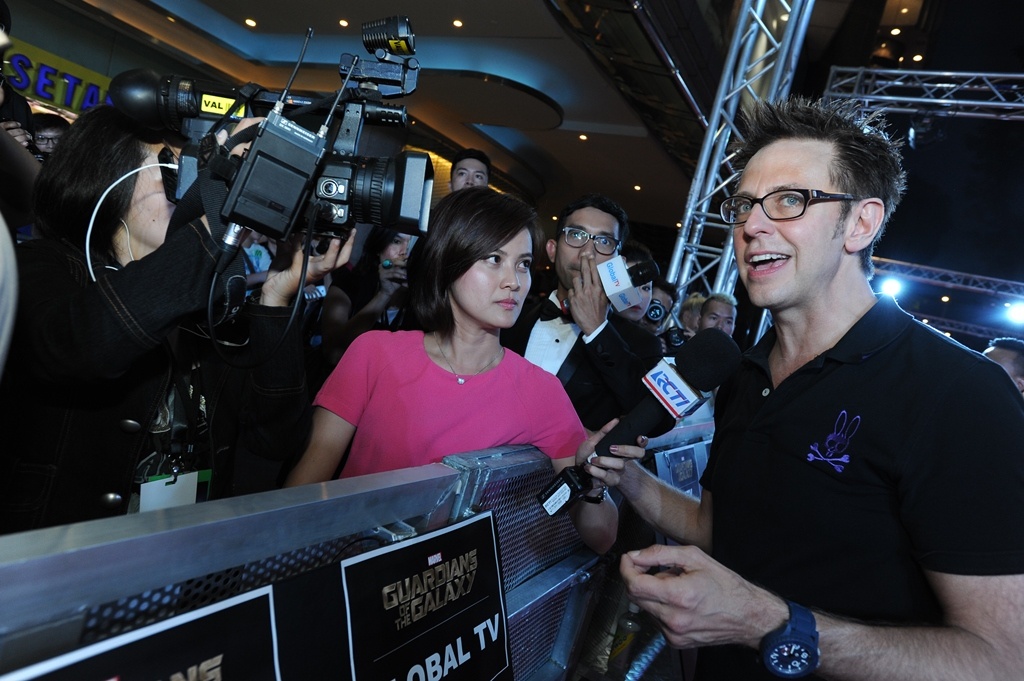 Đạo diễn James Gunn luôn tỏ ra phấn khích bởi Guardians of the Galaxy mới là bộ phim bom tấn đầu tiên mà anh thực hiện. Mục tiêu mà vị đạo diễn, Marvel Studios và hãng Disney hướng đến là biến Guardians of the Galaxy trở thành một The Avengers thứ hai.