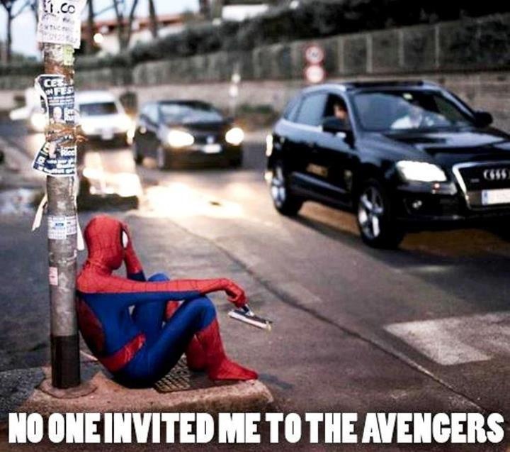 Một hình ảnh hài hước về việc Nhện không được vào The Avengers