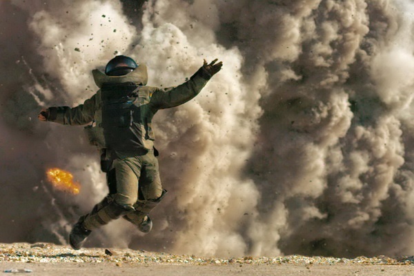 Nhung bo phim chien tranh sai lech voi lich su hinh anh