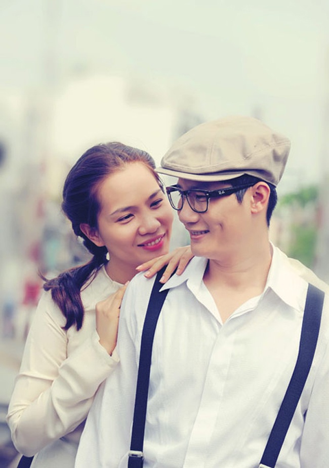 Hoàng Bách không tiết lộ nhiều về thân thế gia đình vợ nhưng anh không phủ nhận thông tin vợ anh là con gái cưng của một sếp lớn.