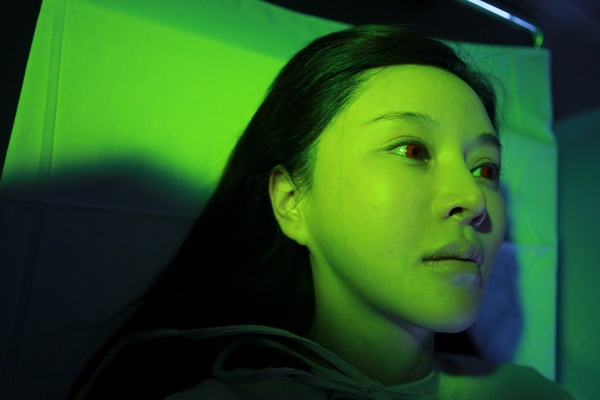 Trailer bo phim 'Trang diem xac chet' hinh anh