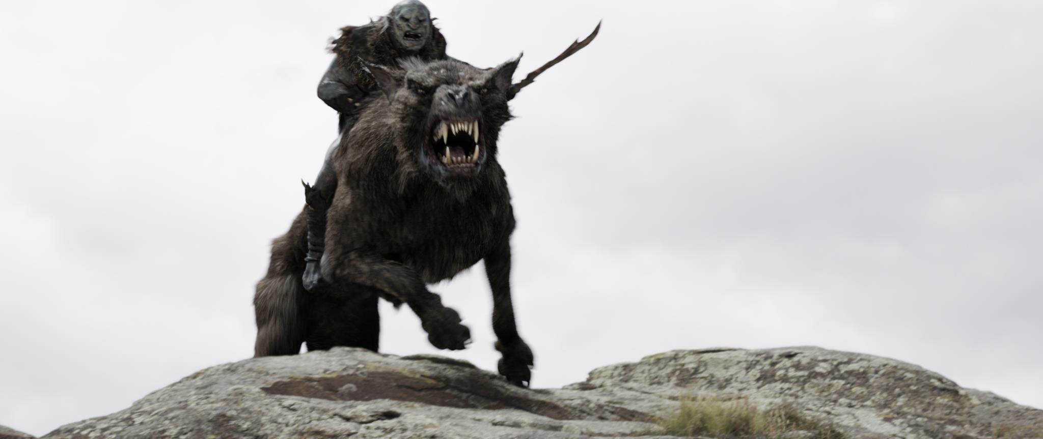 Tạo hình bầy sói ma trong The Two Towers có hơi khác một chút vớ The Hobbit.