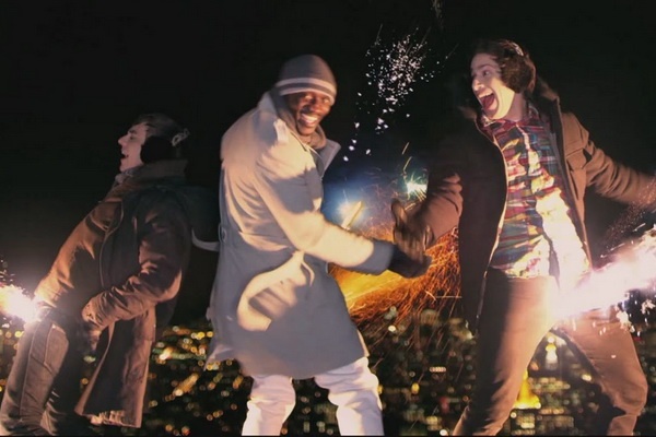 Nhom nhac hai huoc cua ‘I Just Have Sex’ len phim hinh anh