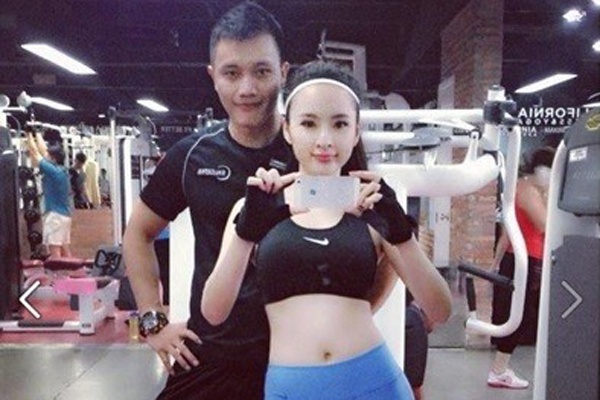 Sao Viet sot voi trao luu 'tu suong' khoe eo hinh anh