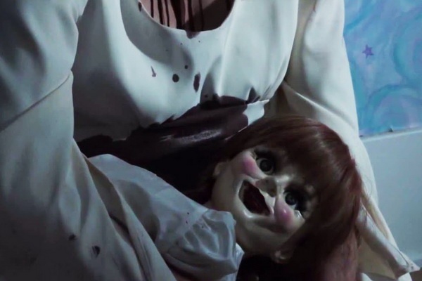 Ma bup be 'Annabelle' tung trailer ghe ron hinh anh