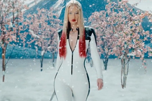 Iggy Azalea feat. Rita Ora - 'Black Widow' hinh anh