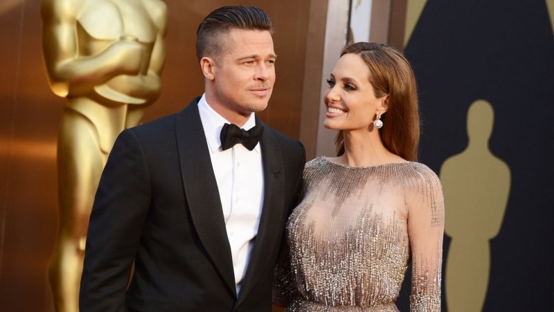 Angelina Jolie va Brad Pitt chinh thuc ket hon hinh anh