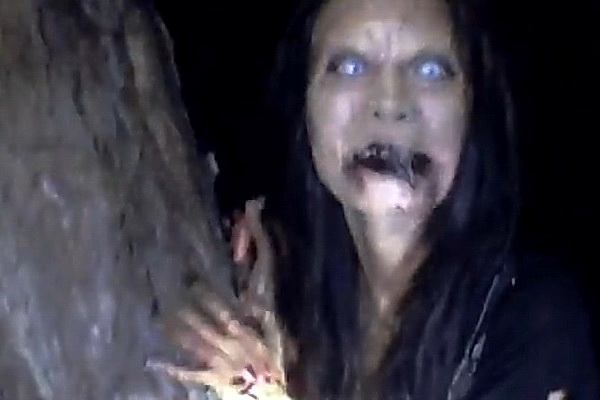 Dao dien phim bi cam 'Bay cap ba' tiep tuc lam phim kinh di hinh anh