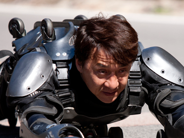 9 canh quay nguy hiem nhat trong su nghiep Thanh Long hinh anh