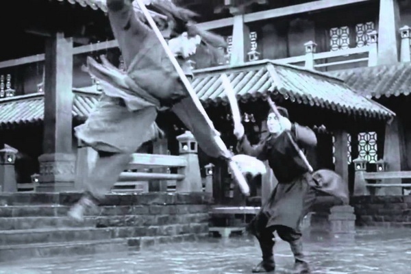 Ly Lien Kiet doi dau Chan Tu Dan - 'Anh hung' (2002) hinh anh