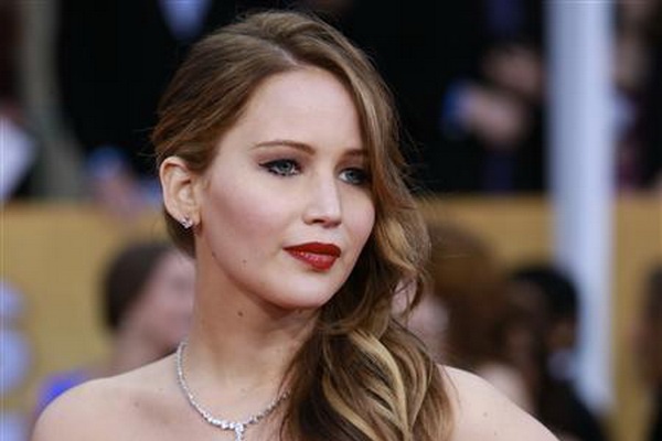 Web den tu choi go anh nhay cam cua Jennifer Lawrence hinh anh