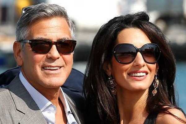 George Clooney chuan bi len xe hoa tai Venice hinh anh