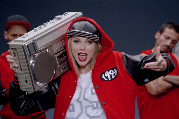 Taylor Swift va nhieu nghe si nu ham nong lang nhac thang 10 hinh anh