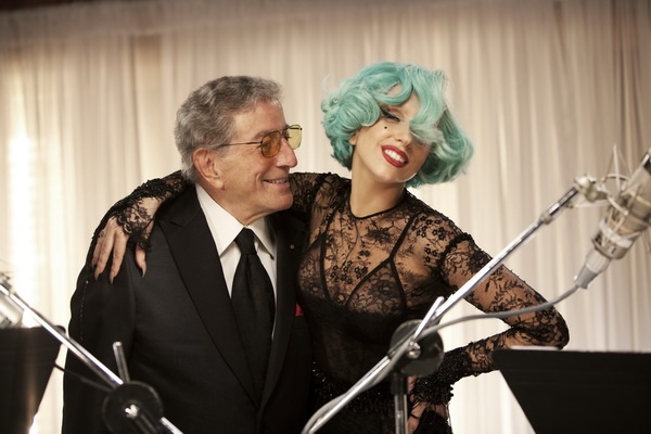 Lady Gaga gianh chien thang sit sao tren Billboard 200 hinh anh