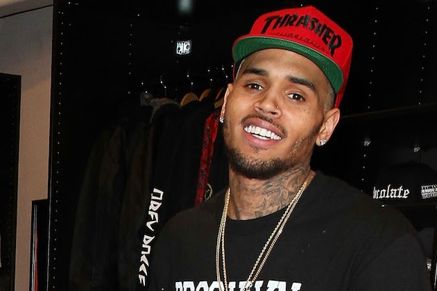 Chris Brown: 'Dich Ebola la hinh thuc kiem soat dan so' hinh anh