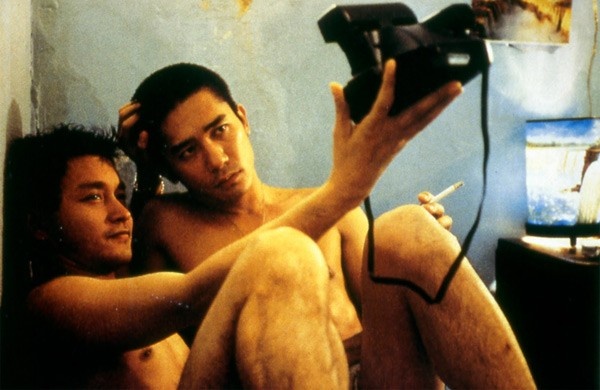 5 cap doi nam-nam dinh dam tren man anh Hoa ngu hinh anh