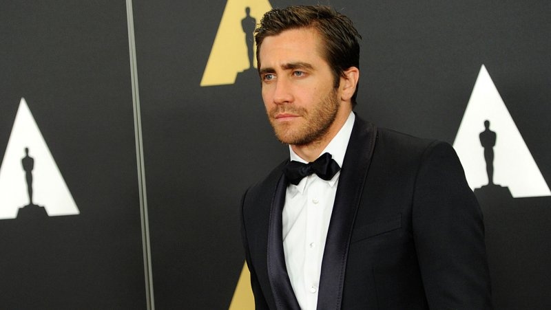 Sao ‘Brokeback Mountain’ gay soc khi lai thay doi hinh the hinh anh