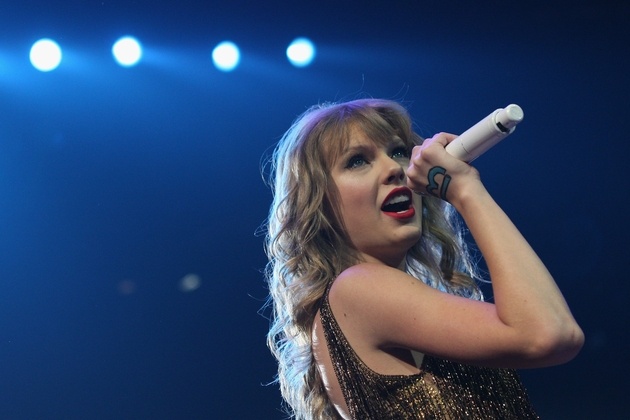 Taylor Swift giu the thong tri bang xep hang Billboard hinh anh
