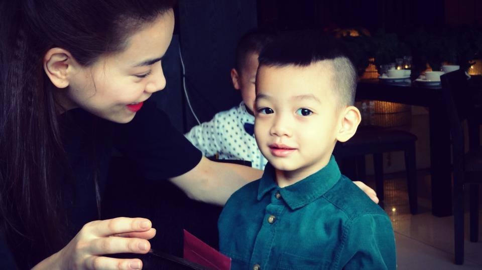 Ho Ngoc Ha: 'So voi nhieu phu nu, toi qua may man' hinh anh