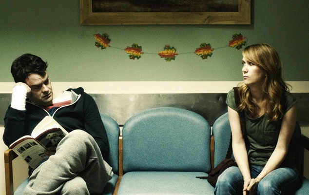 Canh hai chi em Milo va Maggie hat nhep trong 'The Skeleton Twins' hinh anh