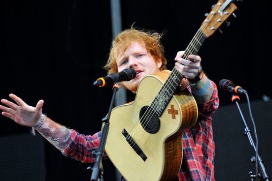 ‘Trai xau’ Ed Sheeran an khach nhat nuoc Anh 2014 hinh anh