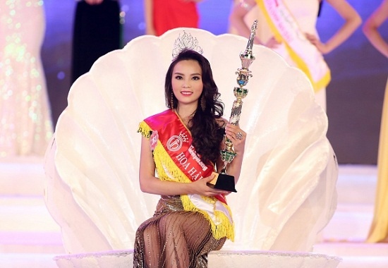 Tân hoa hậu Việt Nam Nguyễn Cao Kỳ Duyên.