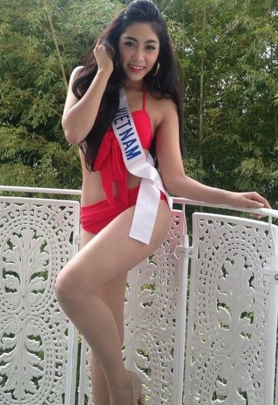 Đặng Thu Thảo tại đấu trường Hoa hậu Quốc tế.