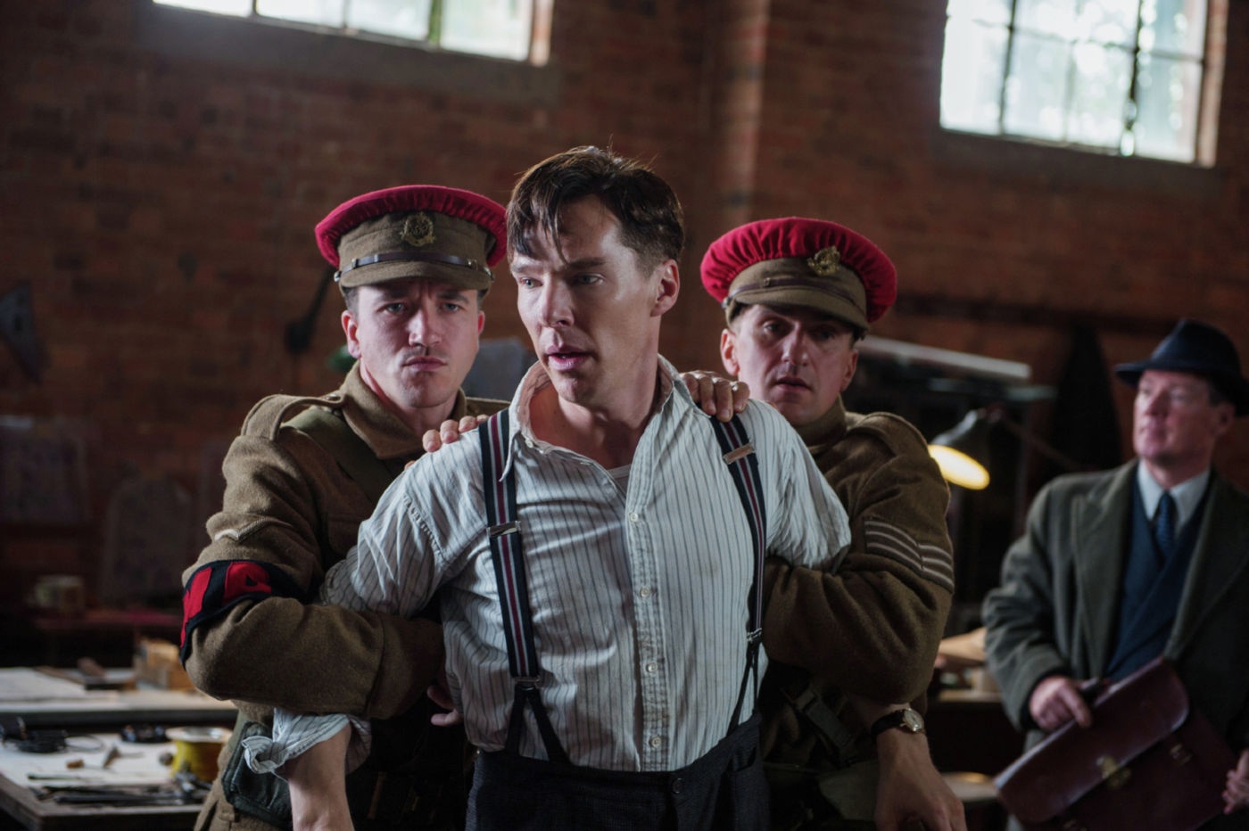 ‘The Imitation Game’ - Bi mat nguoi hung dong tinh tham lang hinh anh