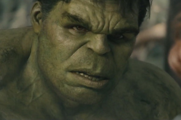 Biet doi sieu anh hung Avengers bi chia re trong trailer moi hinh anh