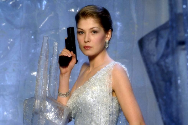 10 my nhan noi tieng sau khi tro thanh ‘Bond girl’ hinh anh
