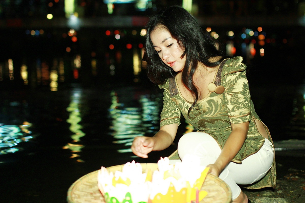 Thuy Nga toi Hoi An tha den cau an sau scandal hinh anh