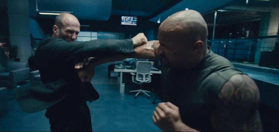 Cuộc đối đầu được mong đợi giữa hai siêu sao hành động: Jason Statham và Dwayne