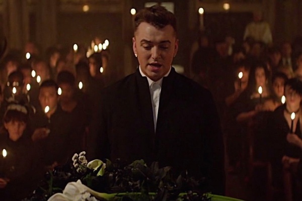 Sam Smith gui gam giac mo cua nguoi dong tinh qua MV moi hinh anh