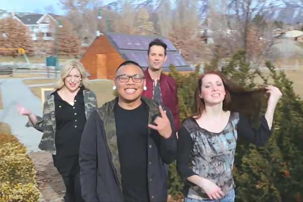 Nua the ky tinh ca duoc goi gon trong 4 phut gay sot hinh anh