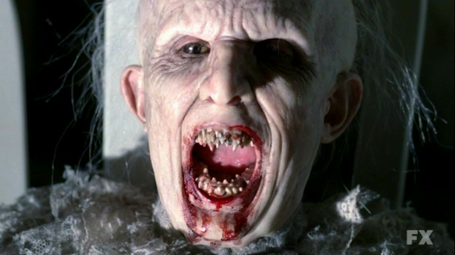 Tạo hình nhân vật Infantata trong American Horror Story mùa đầu tiên.