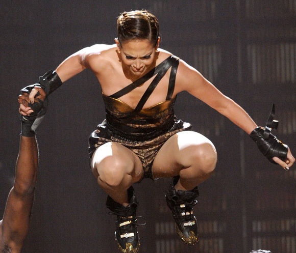 Tai nan cua Jennifer Lopez tai American Music Awards 2009 hinh anh