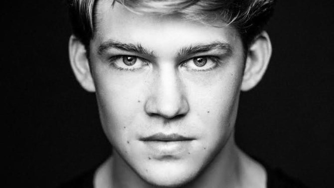 Ly An lai chon tan binh cho phim moi hinh anh