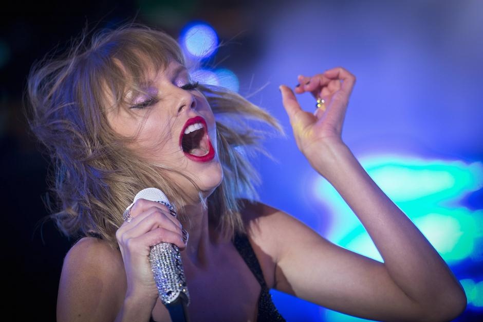 Taylor Swift bi che la khong biet viet nhac hinh anh