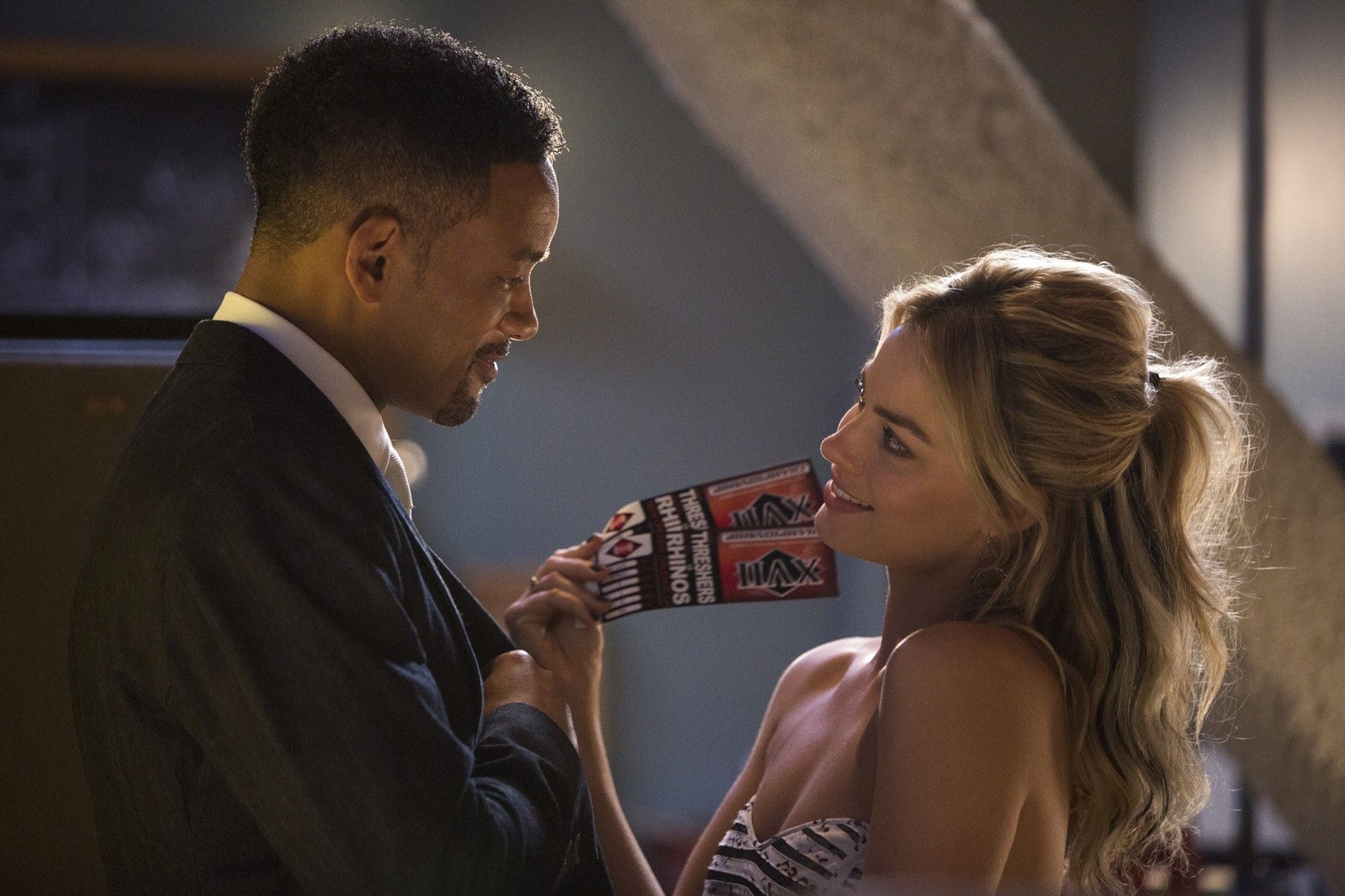 Will Smith truat ngoi phong ve cua ‘50 sac thai’ tai Bac My hinh anh