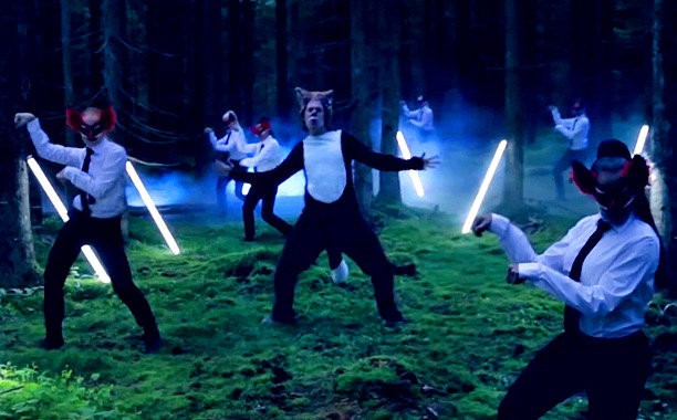 Ylvis - 'The Fox (What Does the Fox Say?)' hinh anh