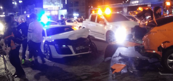 Hiện trường vụ tai nạn rạng sáng ngày 21-3 mà Jiwon bị nghi ngờ cùng bạn trai say rượu gây ra.